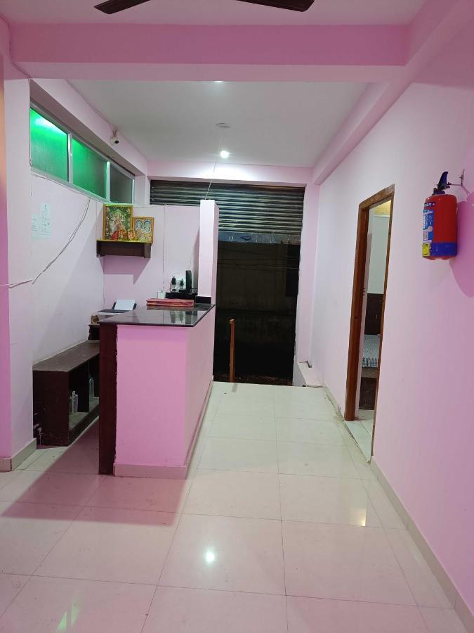 Oyo Pandey Ji Guesthouse Gorakhpur Kültér fotó